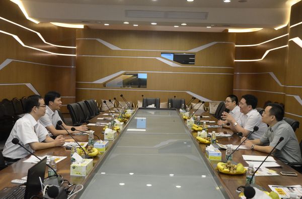 國家級(jí)廣元經(jīng)濟(jì)技術(shù)開發(fā)區(qū)張家獻(xiàn)書記蒞臨我司考察