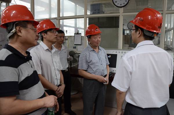 南海創(chuàng)建全國知名品牌示范區(qū)驗收組蒞臨我司考察