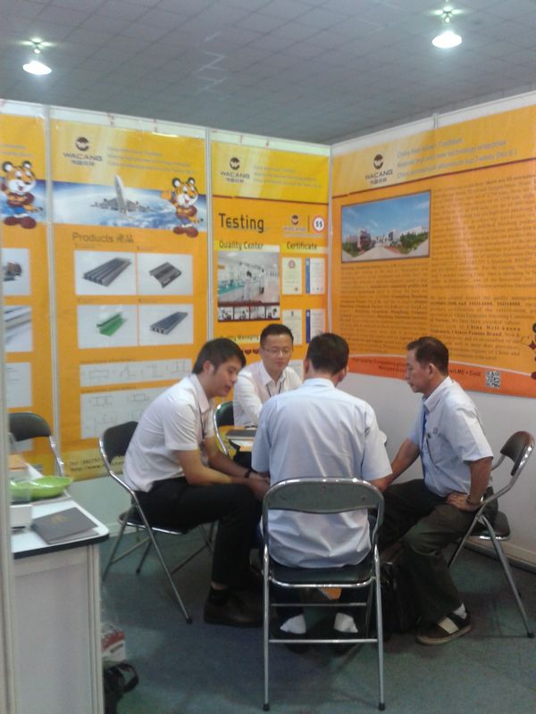 華昌鋁廠參加2013年越南首屆門窗幕墻展