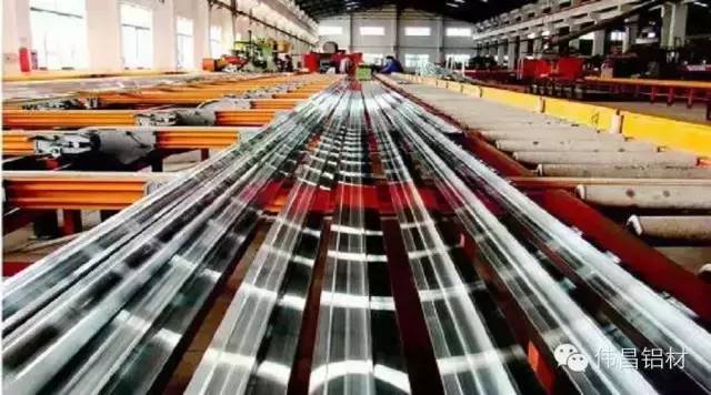 我司聯(lián)合南海工商聯(lián)、佛山高新區(qū)、獅山鎮(zhèn)、廣佛都市網(wǎng)共同主辦佛山高新區(qū)“華昌鋁業(yè)杯”第一屆工業(yè)攝影賽正式啟動(dòng)了！