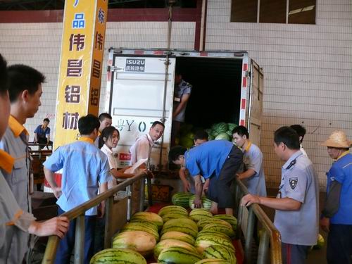 關(guān)愛員工，從消暑開始