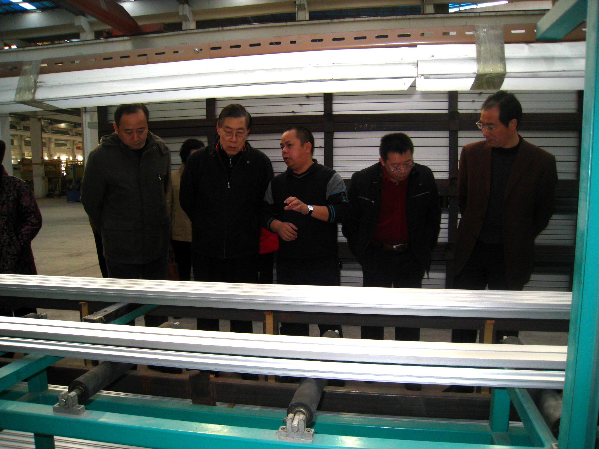 江蘇省質(zhì)量監(jiān)督局領(lǐng)導(dǎo)來(lái)我公司參觀考察