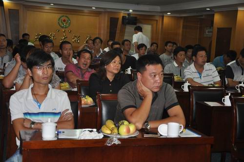 “偉昌鋁材”2012河北經(jīng)銷商大會隆重召開