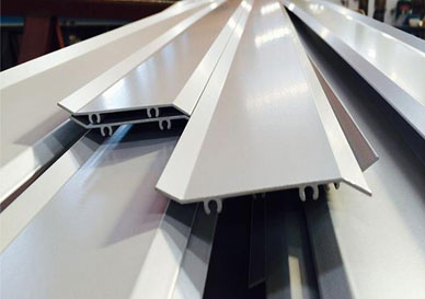 工業鋁型材的生產和R用的采購原則是什麼?