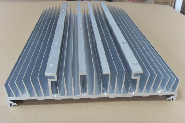 �u�~�T���b�����ϥγ̦h?