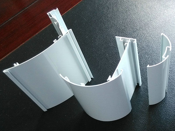 �T�����椵��N�������R